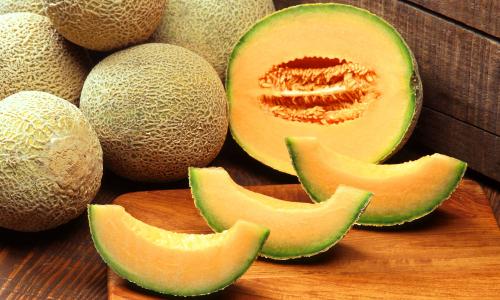 Whole and sliced cantaloupes